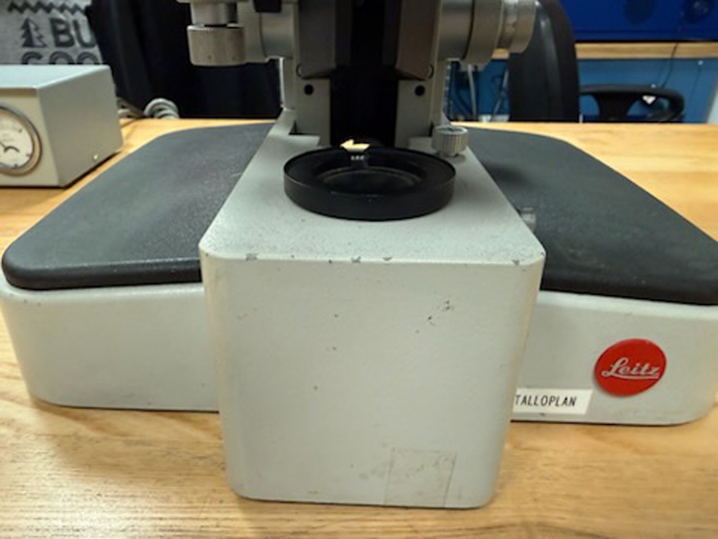 Base and stand of the Leitz Metalloplan, showing the Leitz badge